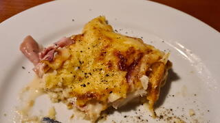 Bild von Lasagne aus Spinatpfannkuchen mit Schinken und Blumenkohl